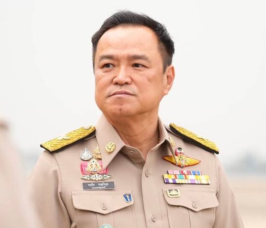 វិបត្តិសេដ្ឋកិច្ចថៃកំពុងអង្រួនកៅអី Anutin ខណៈកំពុងសម្តែងភាពក្រអើតក្រទមជាមួយកម្ពុជា និង ពិភពលោក